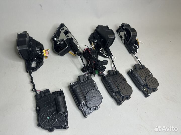 Доводчики дверей BMW F06 F12 F13 M6 присоски
