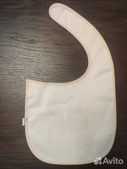 Нагрудный фартук для кормления happy baby