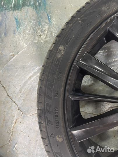 R19 Triangle Sports TH201 245/40, PCD 5x114.3 DIA 60.1