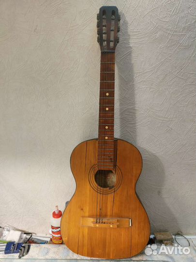 Ремонт акустических и классических гитар