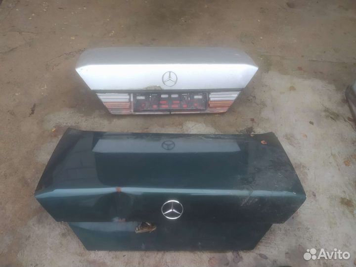 Крышка багажника Мерседес W124