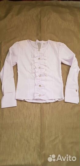 Школьное для девочки новое