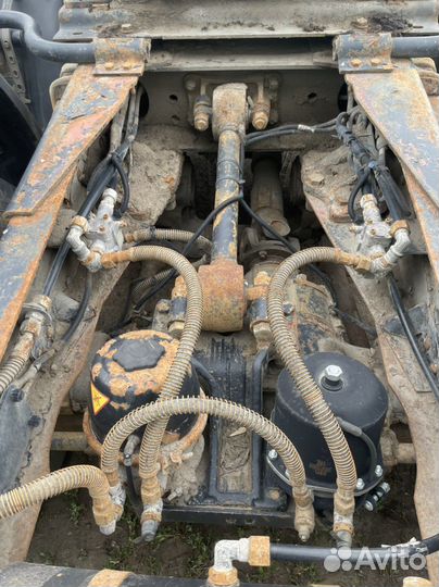 МАЗ 6422А8-330, 2011