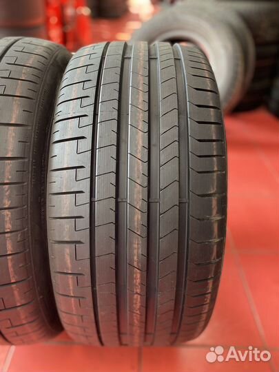 Pirelli P Zero PZ4 275/35 R20 102Y