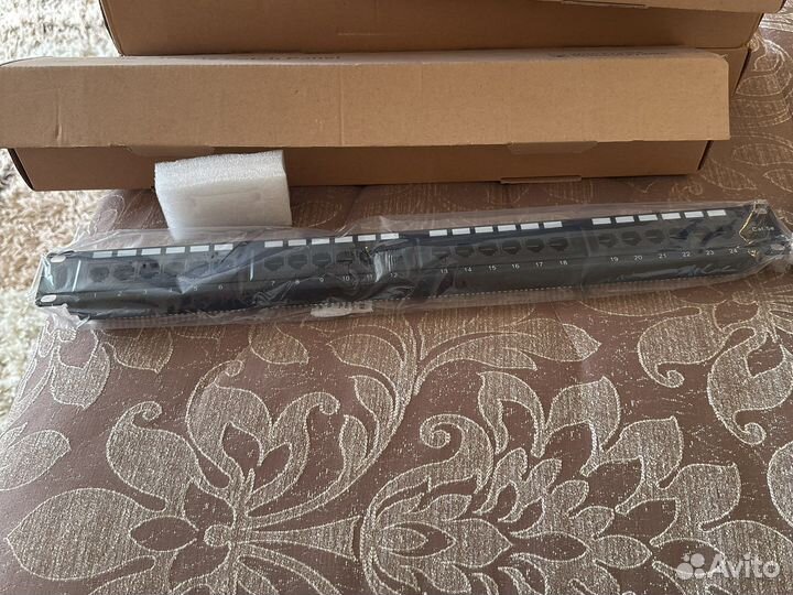 Патч-панель 19