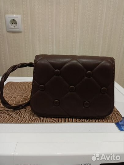 Сумочка кожаная женская