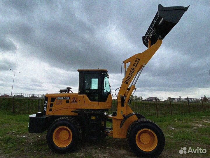 Фронтальный погрузчик Builder ZL32, 2023