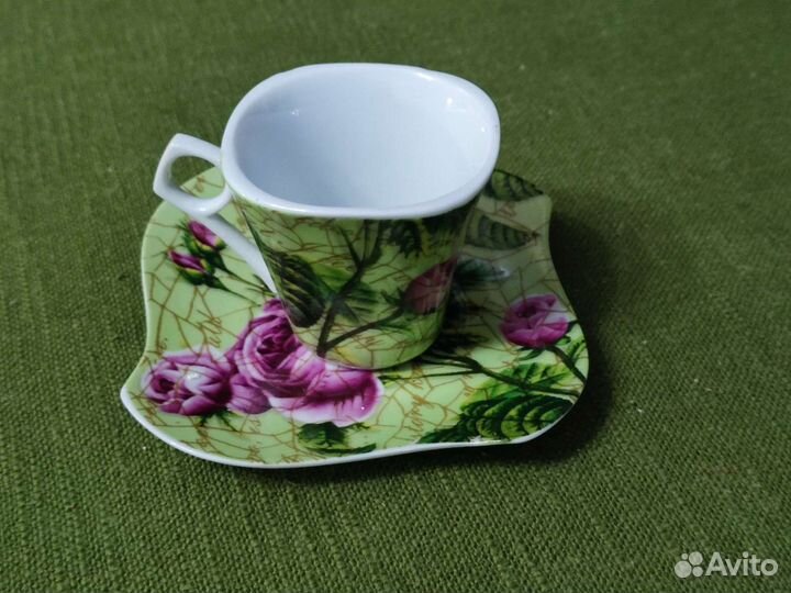 Чашка с блюдцем кофейная