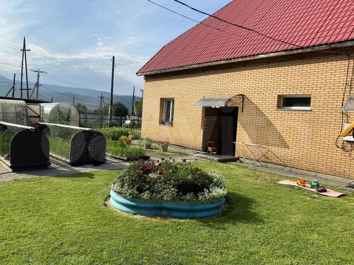 Коттедж 266,8 м² на участке 10,34 га