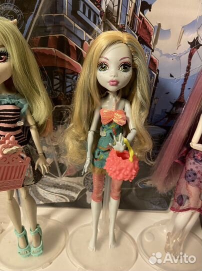 Куклы monster high разные