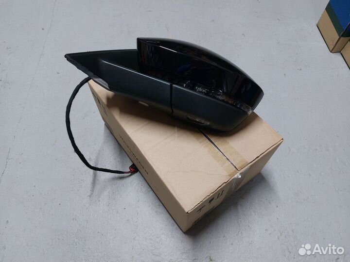 Зеркало в сборе левое Skoda Kodiaq новое оригинал