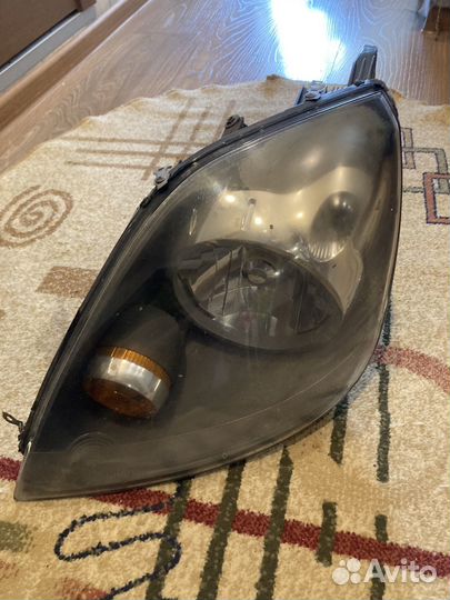 Фара левая ford fiesta mk 5