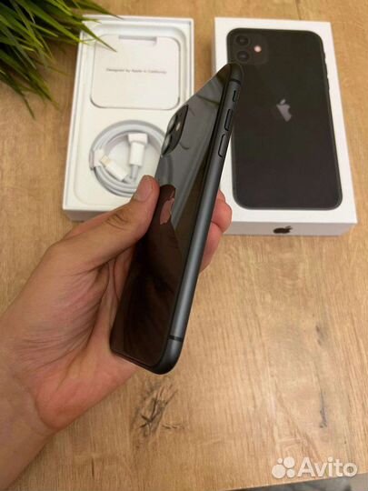 Телефон iPhone 11 128