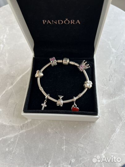Браслет Pandora с шармами