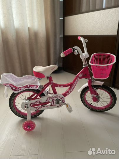 Детский велосипед для девочки 3-4 лет