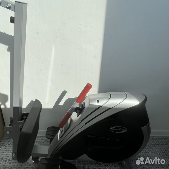 Гребной тренажер