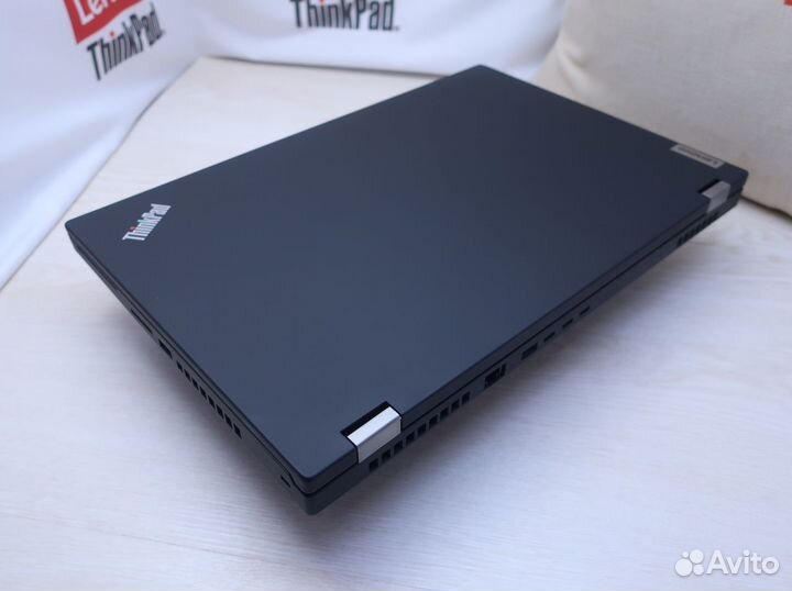 ThinkPad P15 Gen.2 I7-11850H, 16, 512, FHD, A2000