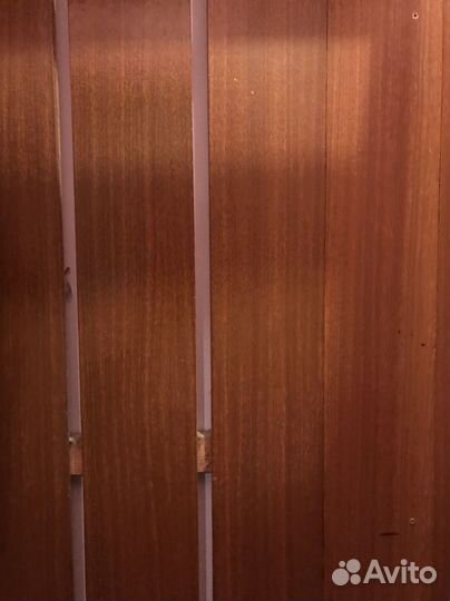 Вешалка деревянная в прихожую