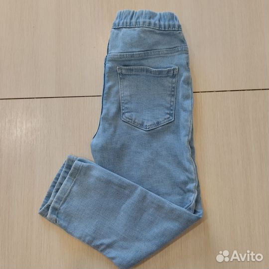 Джинсы на девочку 104