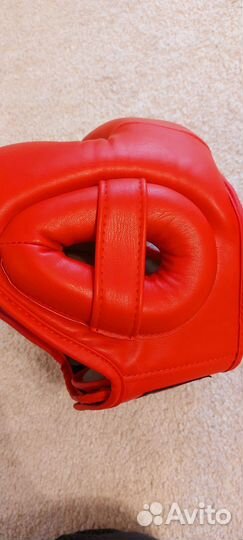 Шлем и перчатки для бокса(новые)