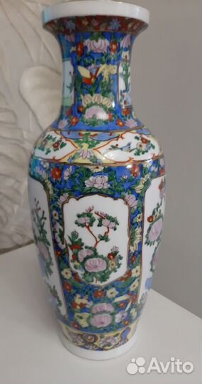 Вазы фарфоровые, Китай