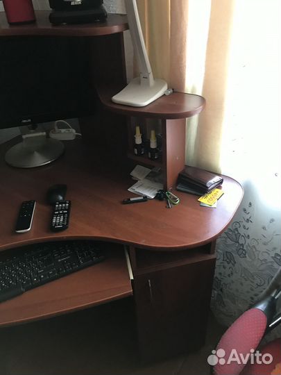 Компьютерный стол