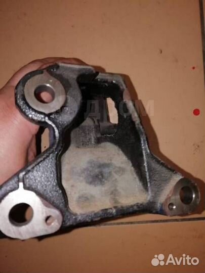 Кронштейн крепления двигателя Лексус RX350 (2GR-FE