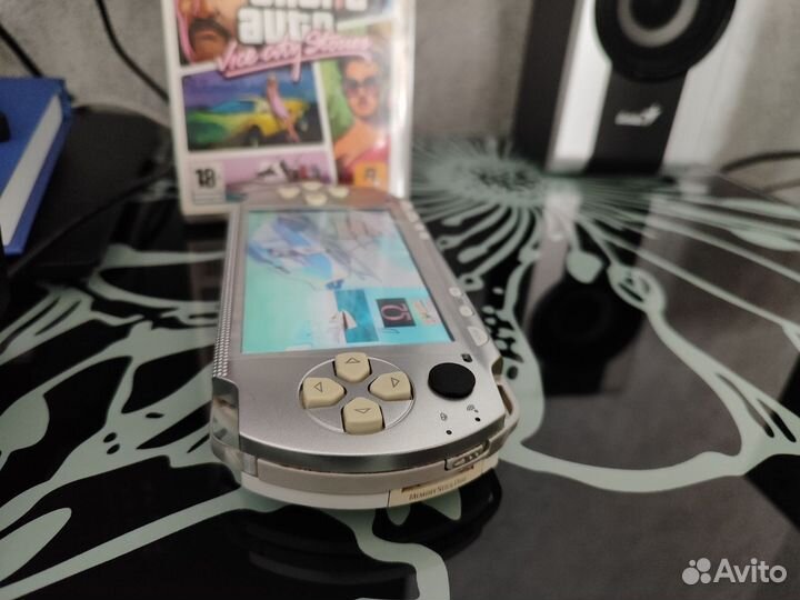 Sony PSP 1008 FAT 64 Гб новая панель