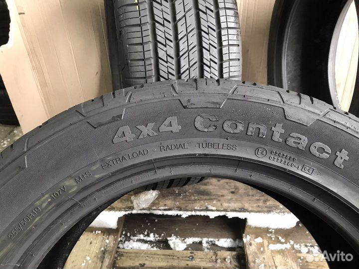 Continental Conti4x4Contact 255/50 R19 107V