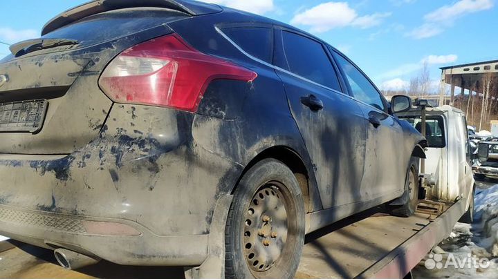 Кулак поворотный передний правый Ford Focus 3