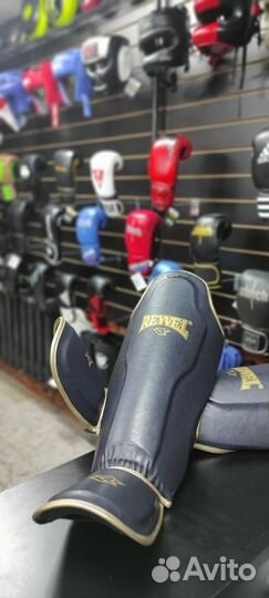 Защита голени и стопы муай тай reyvel черно-золото