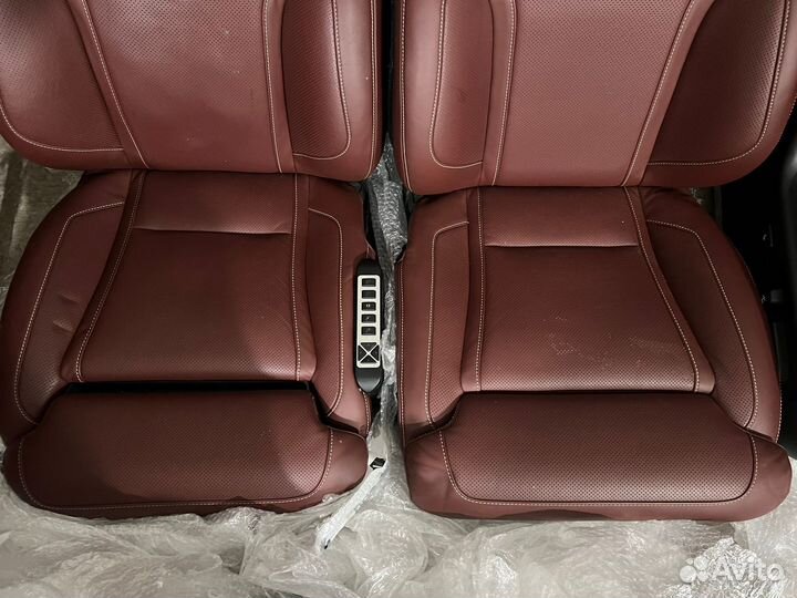 Lexus Lx450D Lx570 комплект сидений