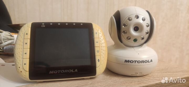 Цифровая беспроводная видеоняня Motorola MBP 36