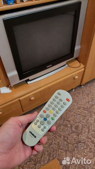 Кинескопный телевизор Оникс