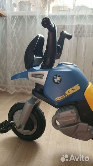 Детский трехколесный велосипед bmw