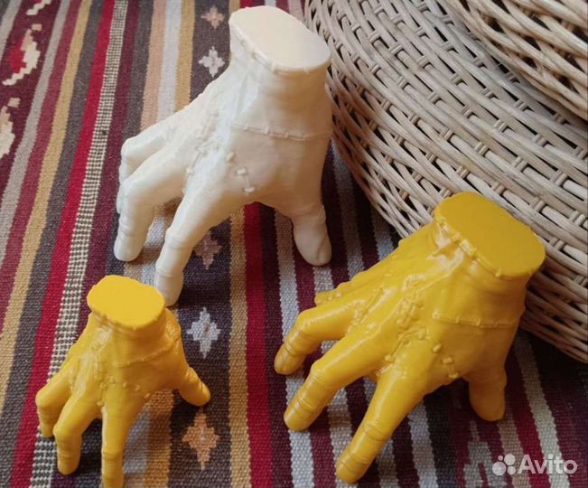 Фигурка Вещи Адамс из сериала 