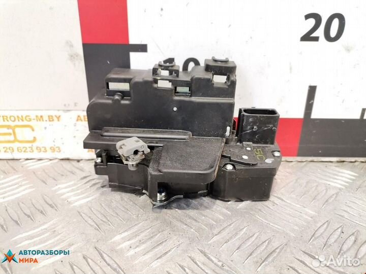 Замок двери передней левой Opel Antara 2007