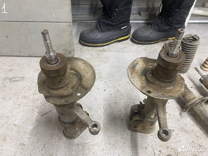 Амортизаторы на гранту