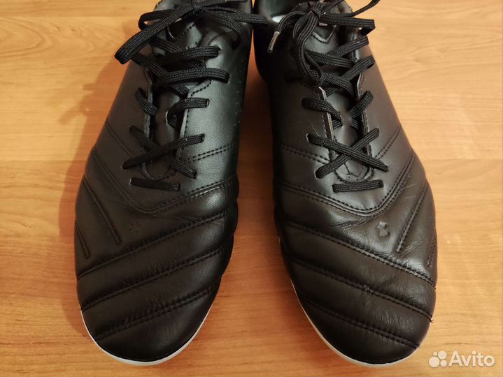 Футбольные бутсы из натуральной кожи kipsta