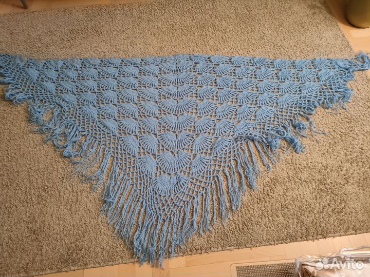 Шаль шерстяная ручной работы