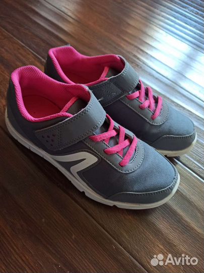 Кроссовки для девочки 34 размер