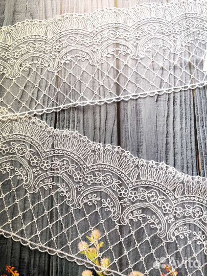 Кружево белое на сетке 13 см