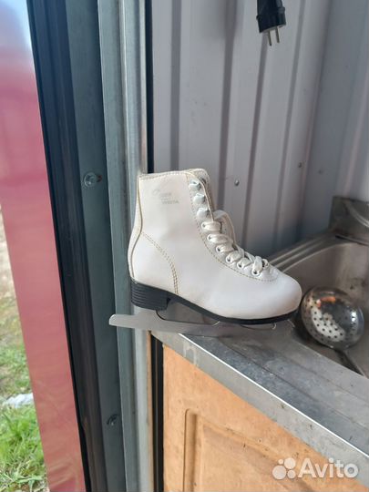 Коньки детские