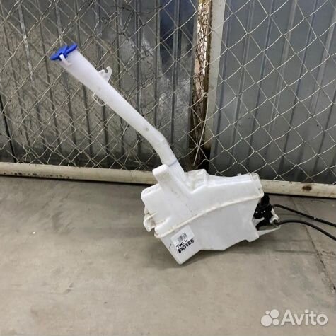 Hyundai Tucson 4 2021 2024 бачок омывателя