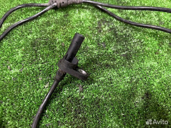 Датчик ABS передний Bmw 5-Series F10 N55B30A 2014