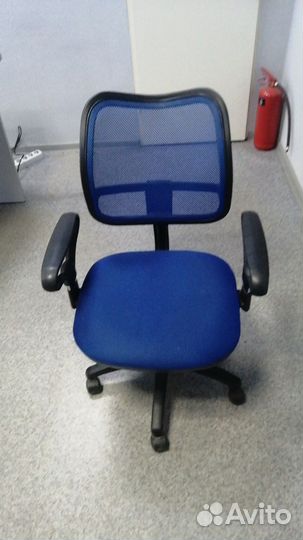 Компьютерное кресло