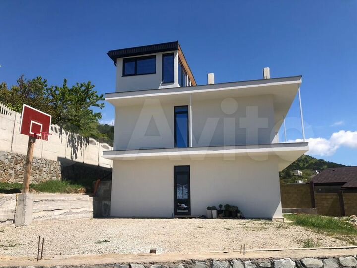 Дом 217,5 м² на участке 6 сот.