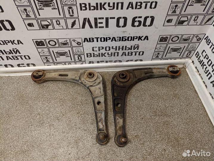 Рычаг передний нижний для Renault Laguna 1