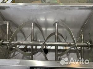 Горизонтальный смеситель сыпучих и влажных смесей