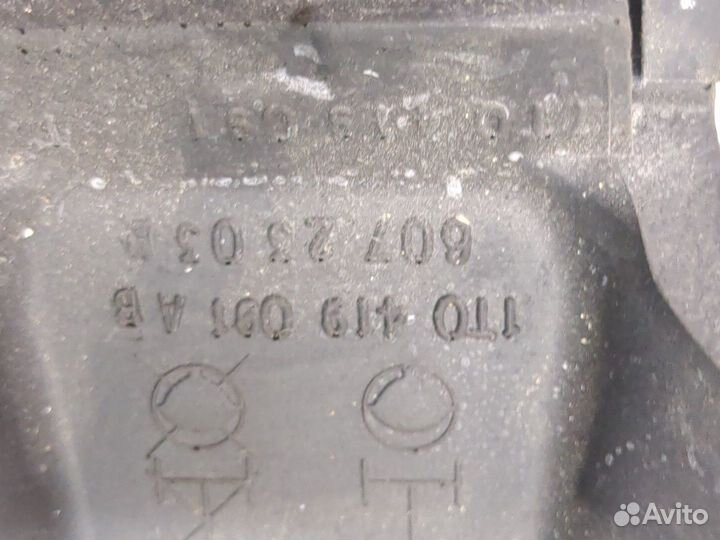 Руль Volkswagen Tiguan, 2010